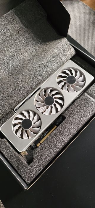 Karta graficzna GeForce Gigabyte 3080ti 12gb