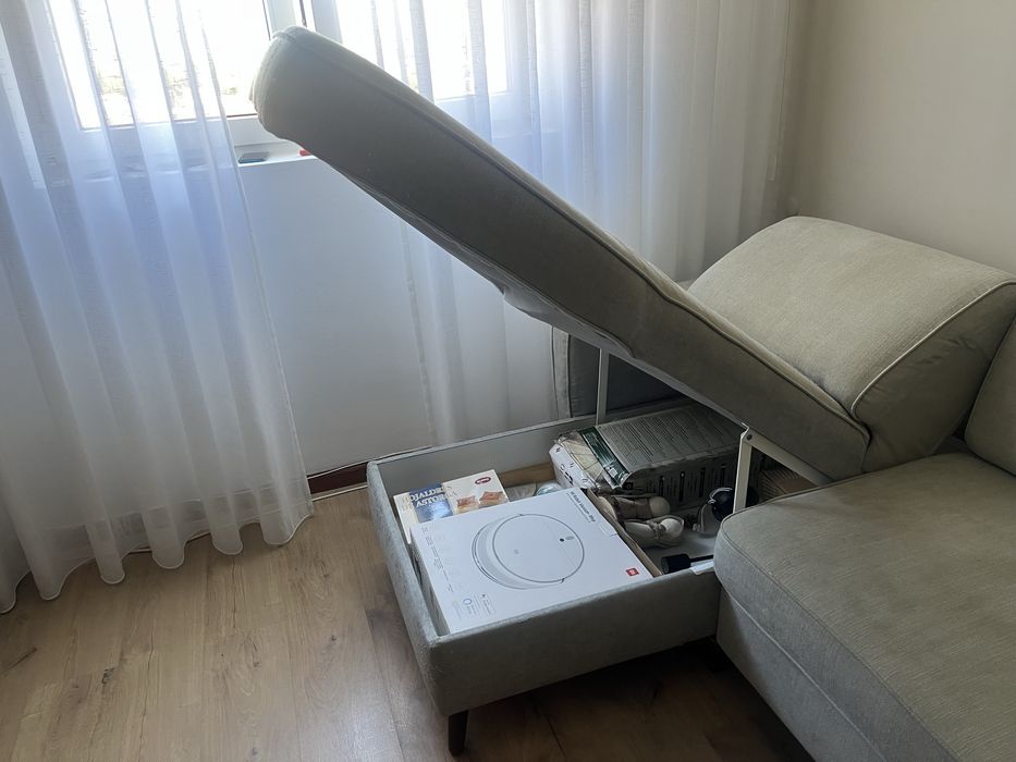 Sofa cama chaise long com bau