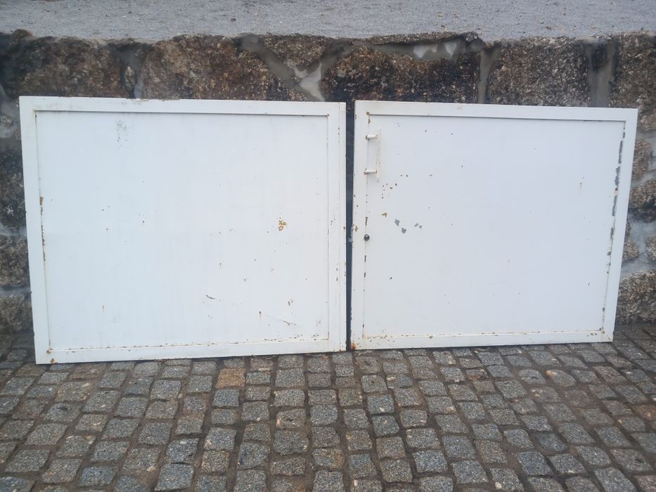 Portão usado em ferro