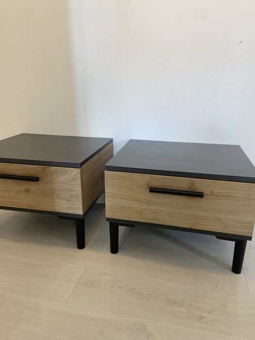 Mesas de cabeceira + cômoda Negociável