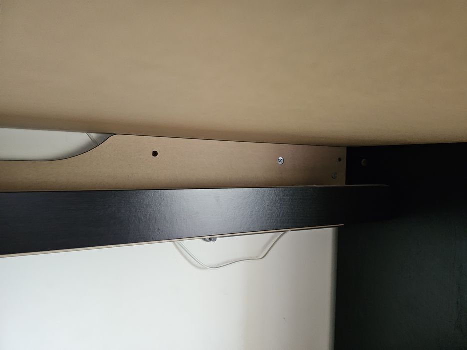 Secretária c/ painel extensível MALM