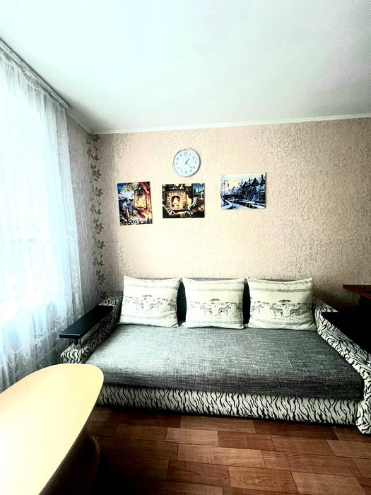 Продам гарну  кімнату з ремонтом та меблями!Світло не відключають!