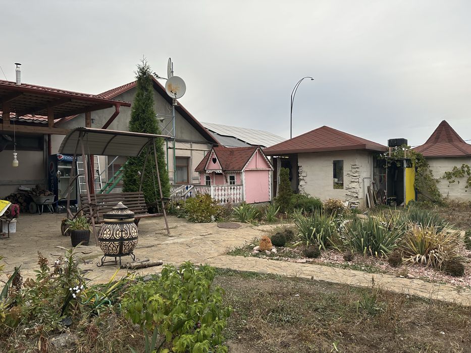 Житловий дім 240м.кв з підвалом - бомбосховищем.