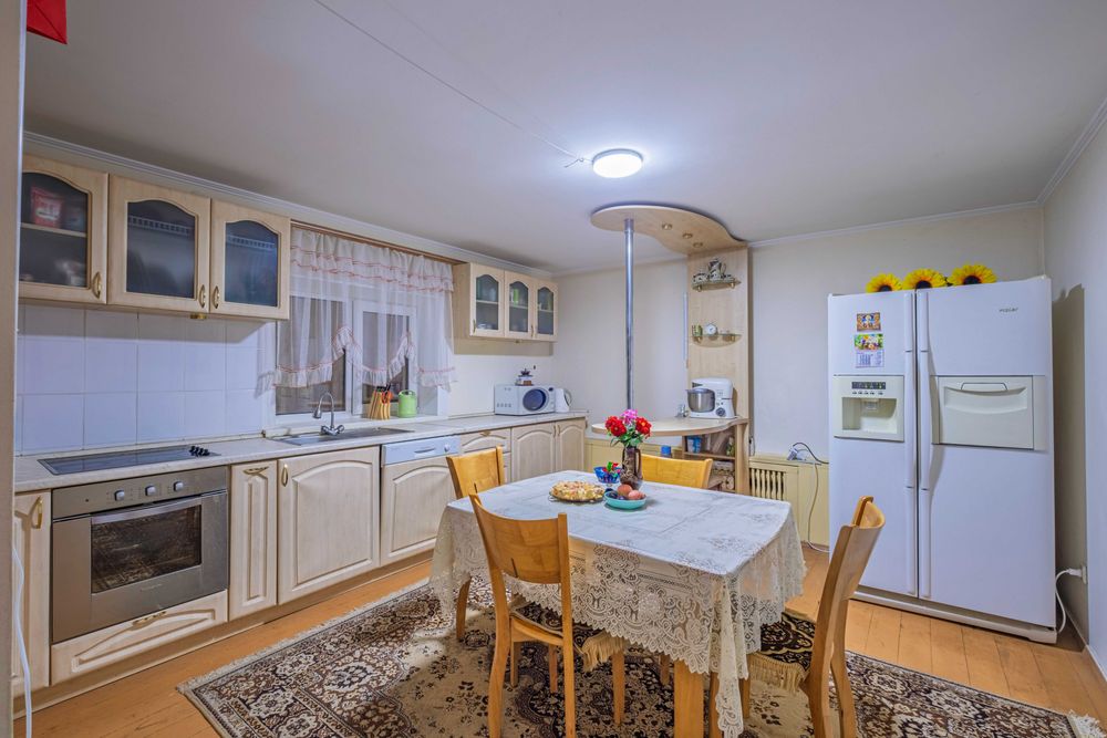 Продаж будинку у Лісовій Бучі