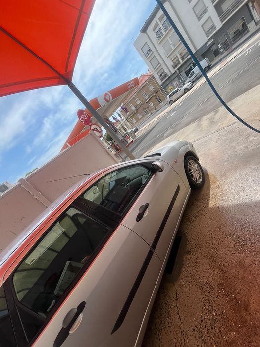 Focus 1.4 2003 gasolina