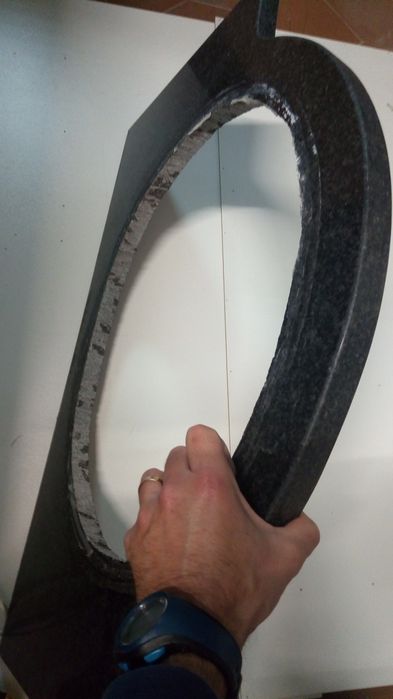 Tampo em granito preto para móvel casa banho