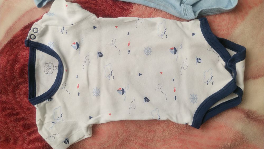 Body niemowlęce Cool Club 3 szt. w rozm. 68