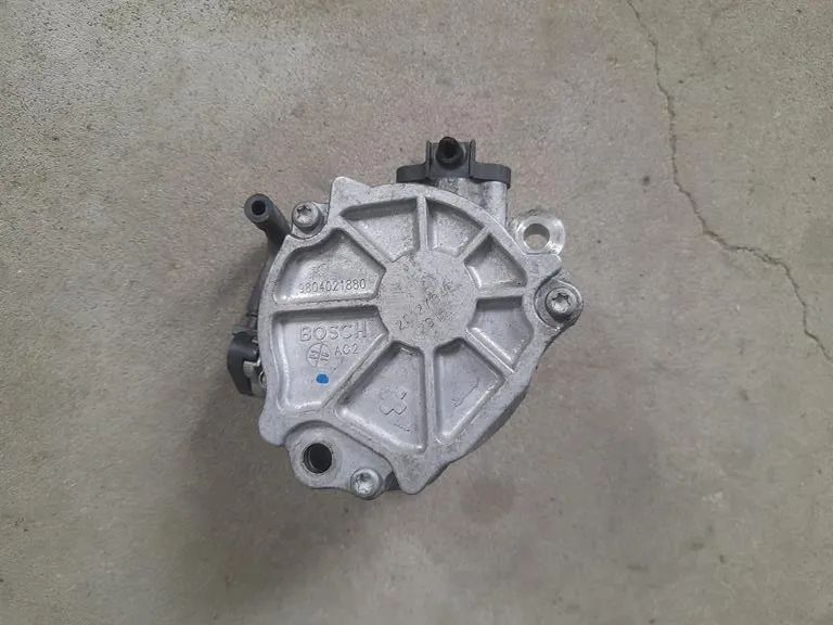 Pompa wacum Vacum Ford C-max II lift1.5TDCI 1.6e-hdi 9804021880