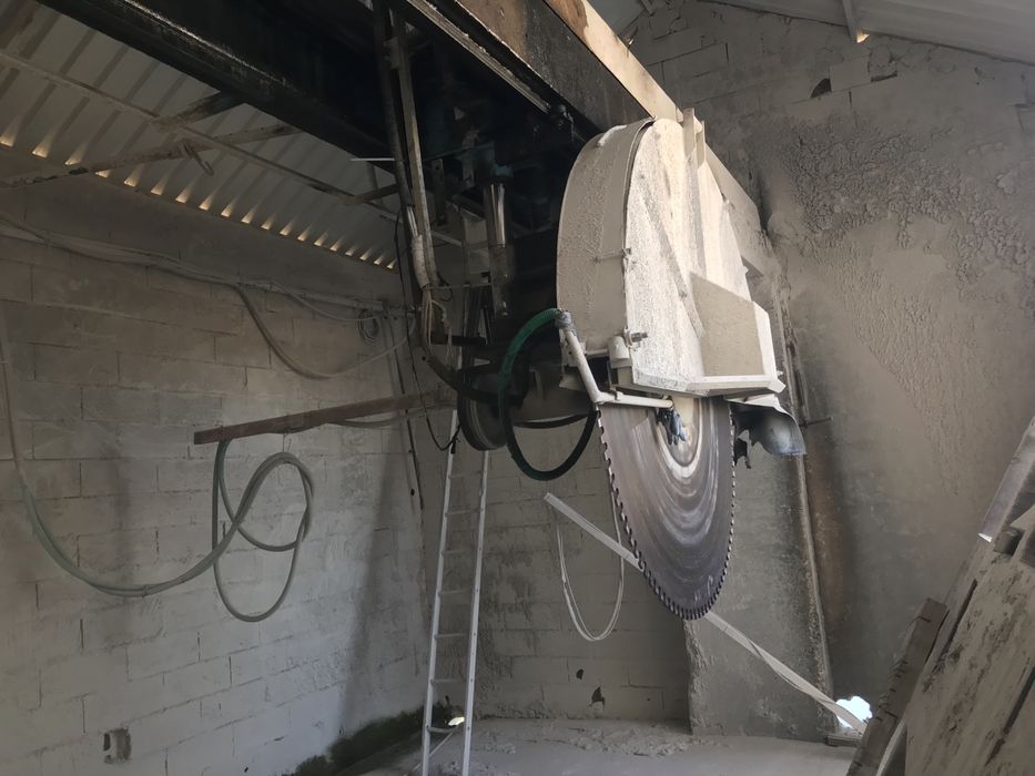 Maquina de serrar granito leva disco 1700