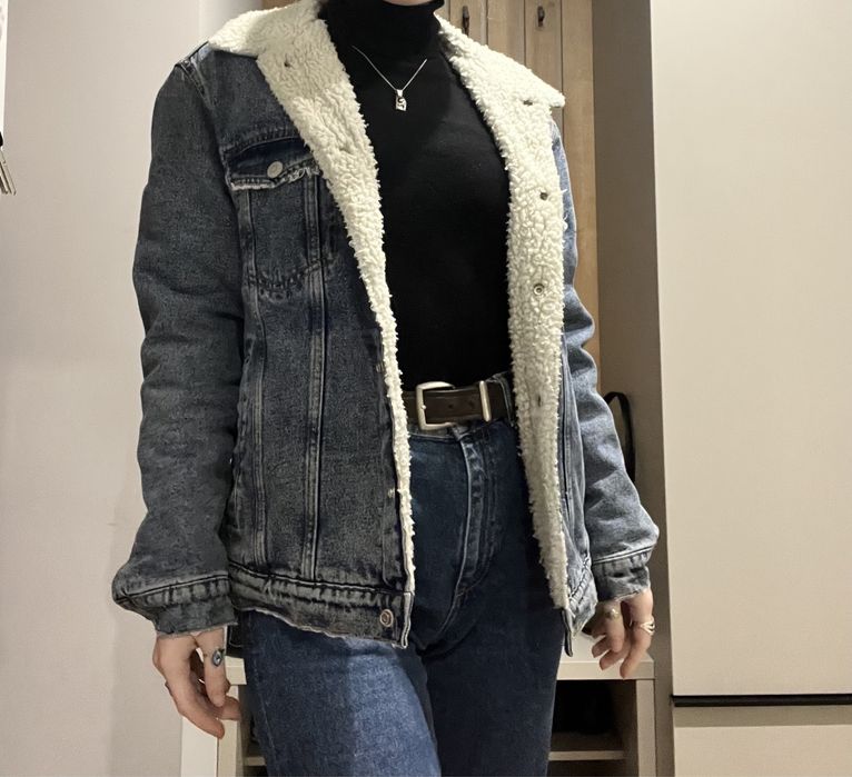 Джинсова куртка з утепленням, Bershka