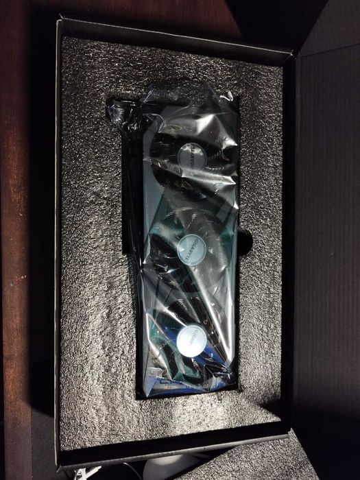 Placa Gráfica Gigabyte GeForce RTX 3070 com garantia até 04/202764284286137601121