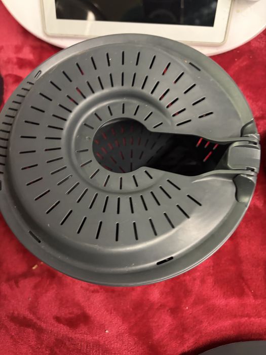 Bimby Tm6 (Semi Nova) + Copo extra Bimby (Opcional)