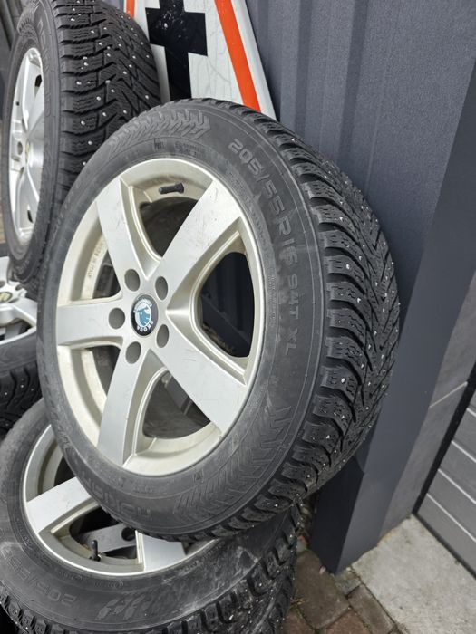 Диски з шинами 215/70/16