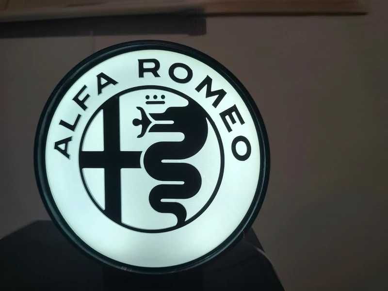 Lightbox Luminaria decorativa Alfa Romeo v2