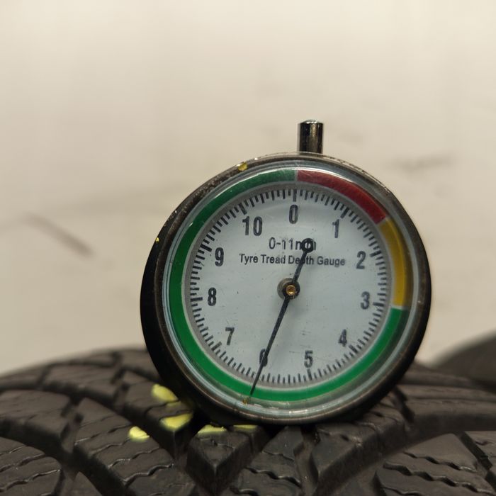 185/60R15 Firestone WinterHawk 4