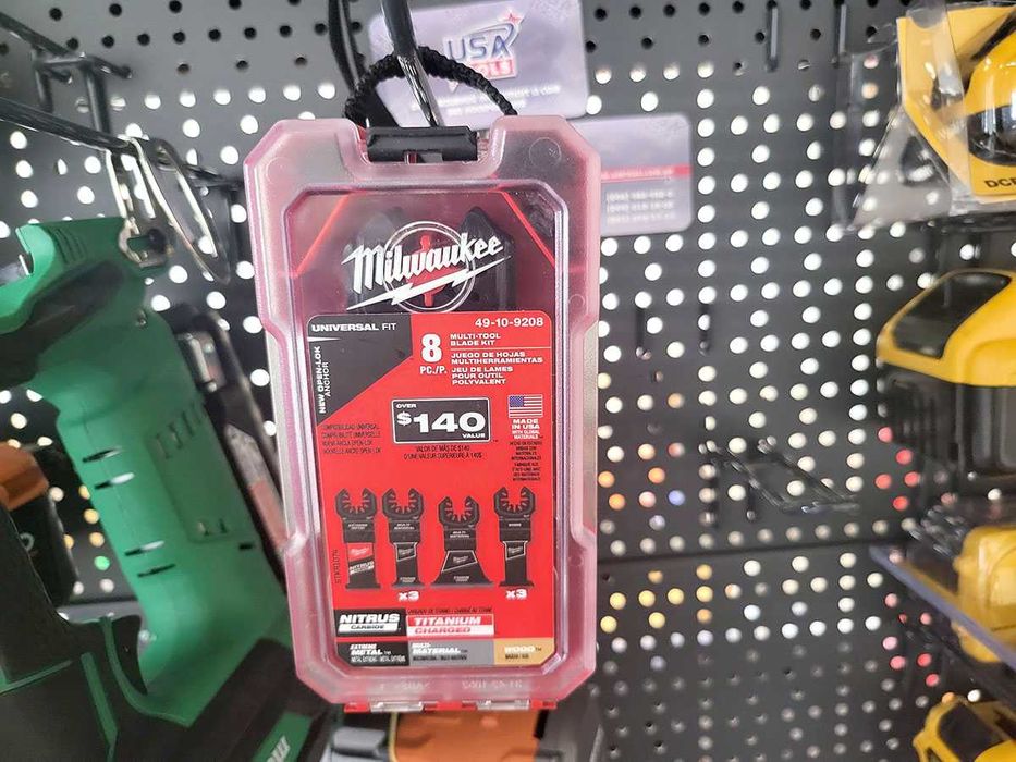 Набір 8 преміум полотен для мультитула в кейсі Milwaukee 49-10-9208