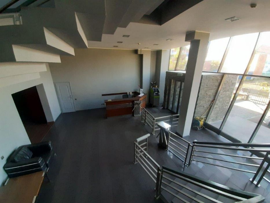 Комерційна нерухомість за адресою вул. Нижньоюрківська (площа 2300 м²) - Atlanta.ua - фото 2