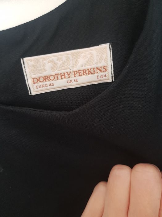 Mała czarna Dorothy Perkins rozmiar 40