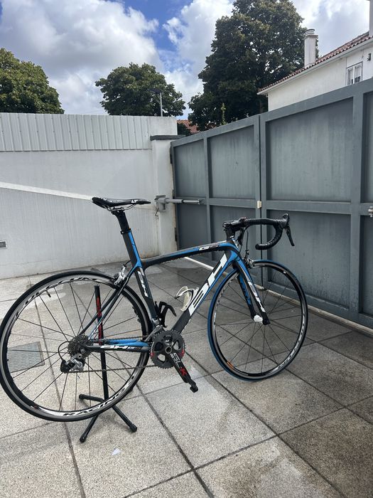 Bicicleta estrada BH b5