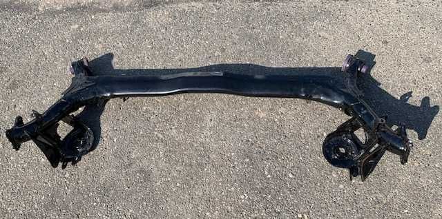 Honda City IV  2001 - Belka Oś Tył Nowa