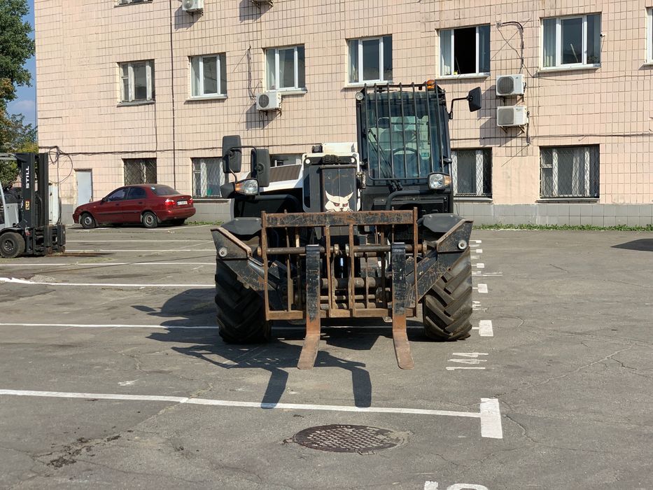 Телескопічний навантажувач BOBCAT T36120SL