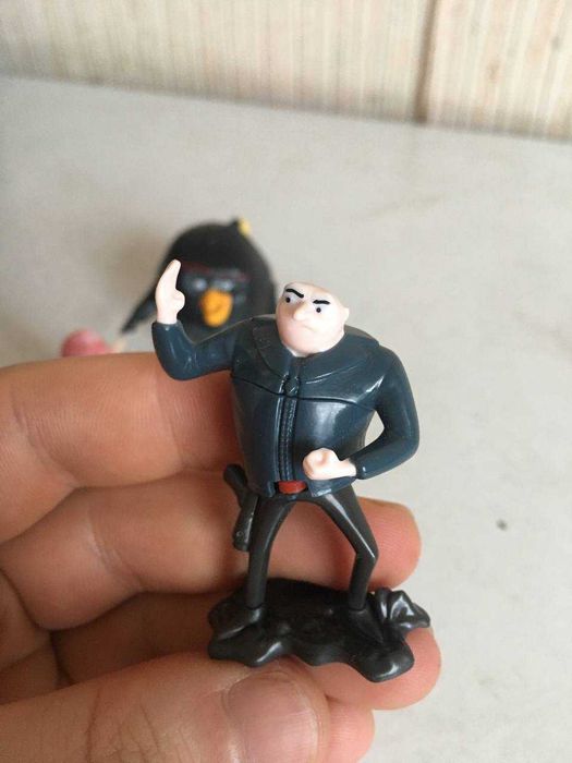 Фігурки Angry Birds та Despicable Me (Комплектом)