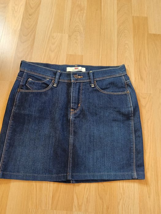 Трендова жіноча джинсова міні спідниця Levi's