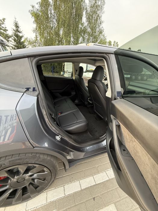 Tesla Model Y Performance 2023