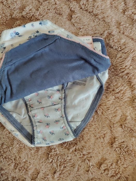 Дитячі трусики. Трусики для дівчинки