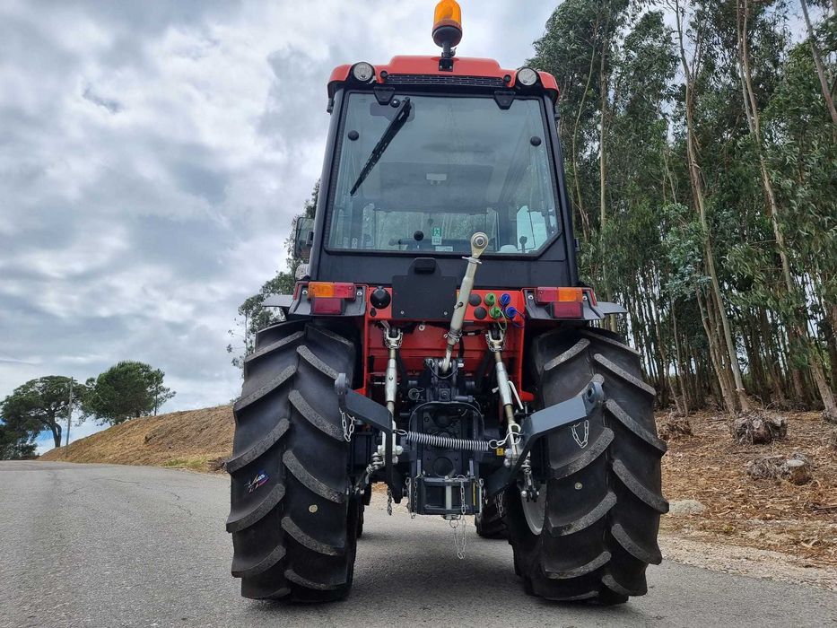 Trator GOLDONI 50HP Cabinado (NOVO)