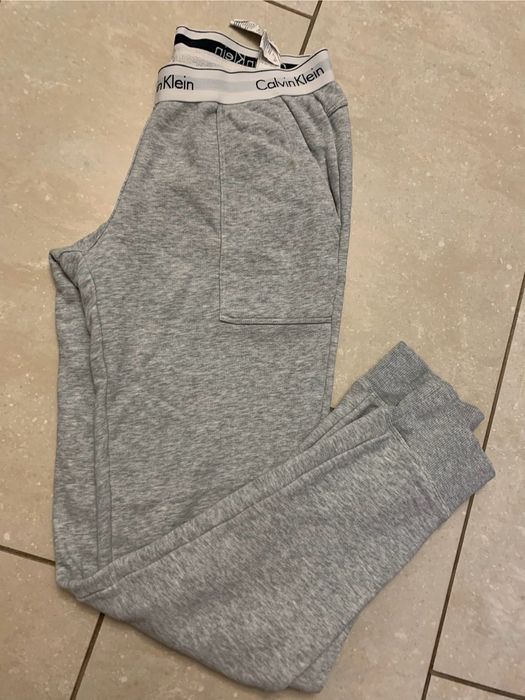 Calvin Klein bawełna spodnie sportowe dresowe, joggery XS/S super stan