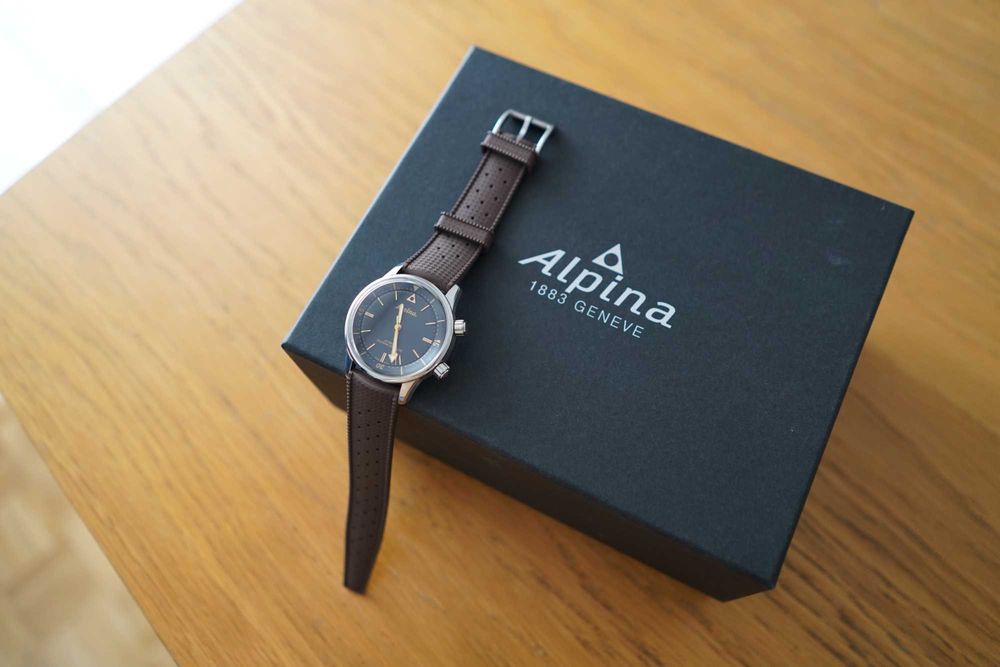 Zegarek Alpina Seastrong Diver 300 Heritage AL-520BY4H6 + 6 pasków FULL SET