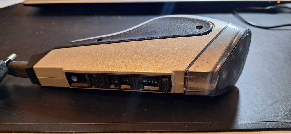 Maquina Barbear Philips exclusive  HP 1601