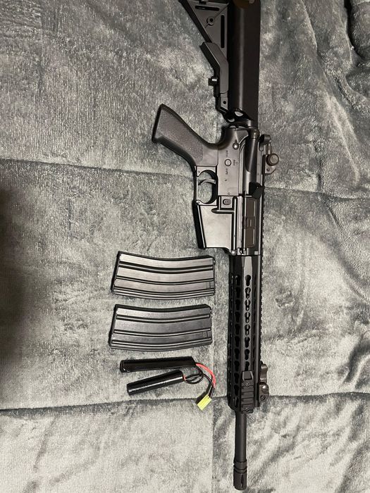 Armas e equipamento de AirSoft - Seminovo (pouco uso)