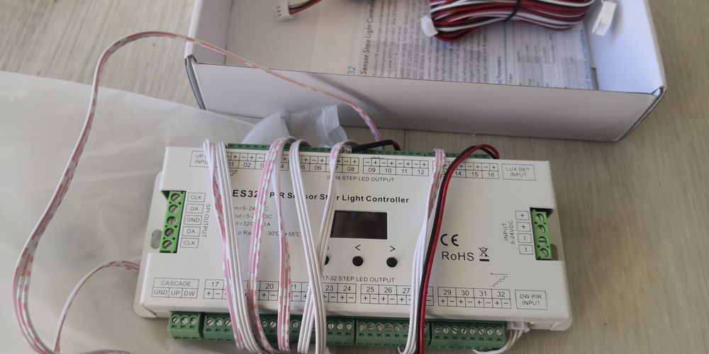 Controlador de luzes de escada