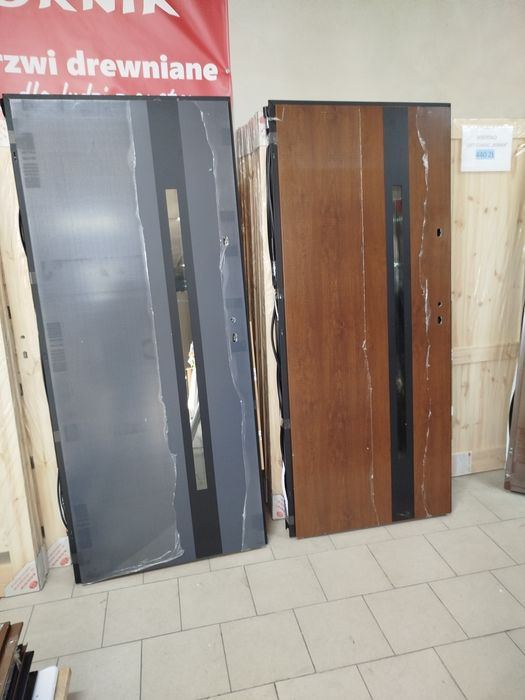 Drzwi zewnętrzne metalowe,gr 6,8 cm