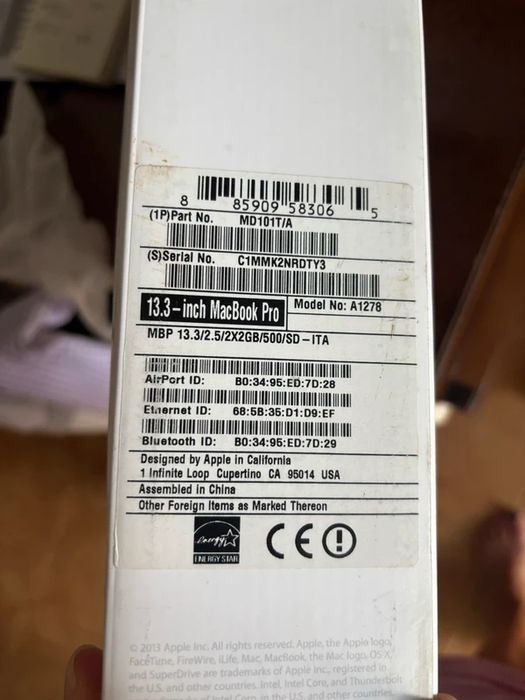 MacBook Pro 2013 13.3" i5 8GB 500GB HDD com Caixa e Carregador