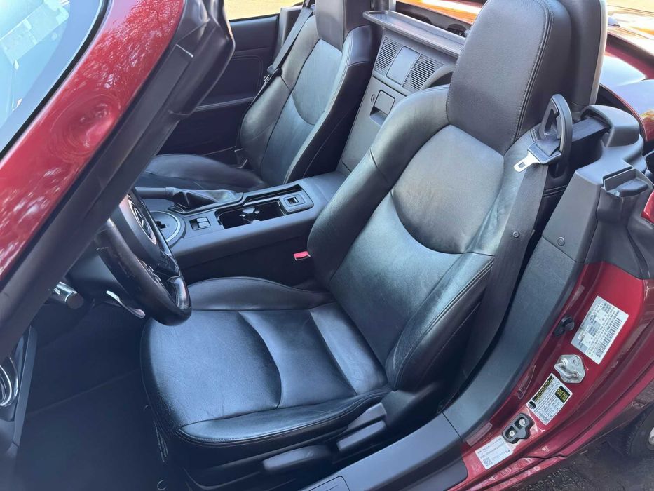 Mazda MX-5      2013