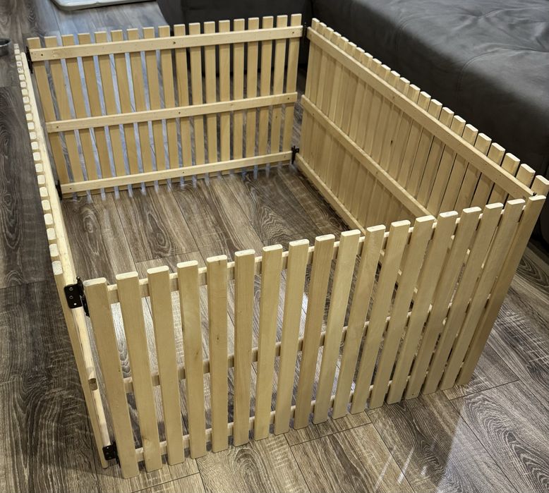 Манеж, вольєр для тварин