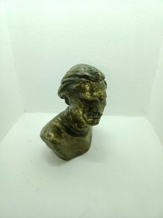 Бронзовая статуетка Максим Горький