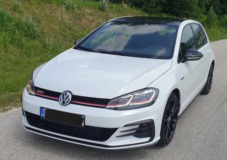 VOLKSWAGEN GOLF 7 GTI РЕШЕТКА бампер разбор шрот golf gti запчасти детали обвес