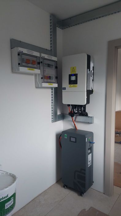 Fotowoltaika 6.375 kW, magazyn 15,36 kWh, Deye 10kW