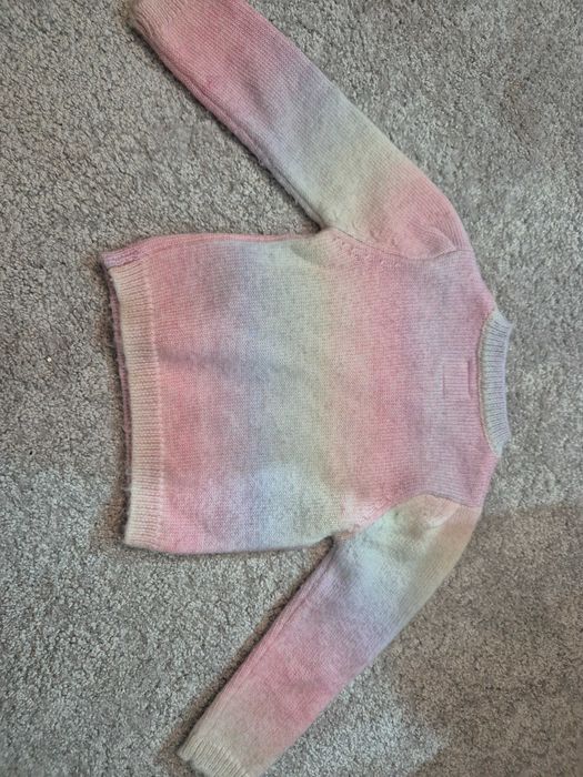 Tęczowy sweterek dla dziewczynki roz 92, Guess