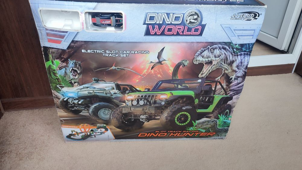 Великий трек на дві машинки