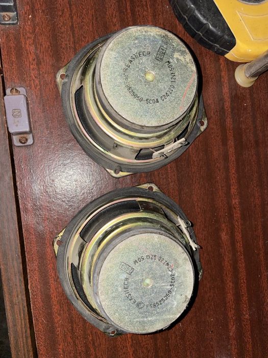 Продам динаміки в авто