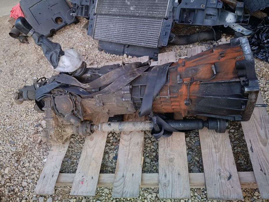 Suzuki grand Vitara 2 1.9 DDiS skrzynia biegów reduktor komplet