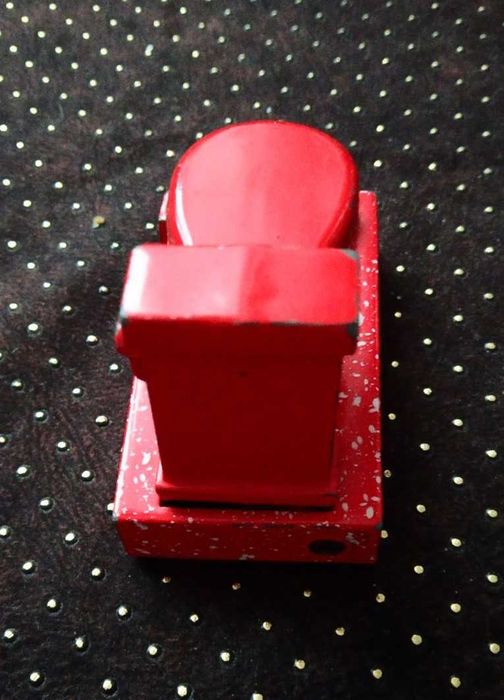 Запальничка зажигалка в колекцію