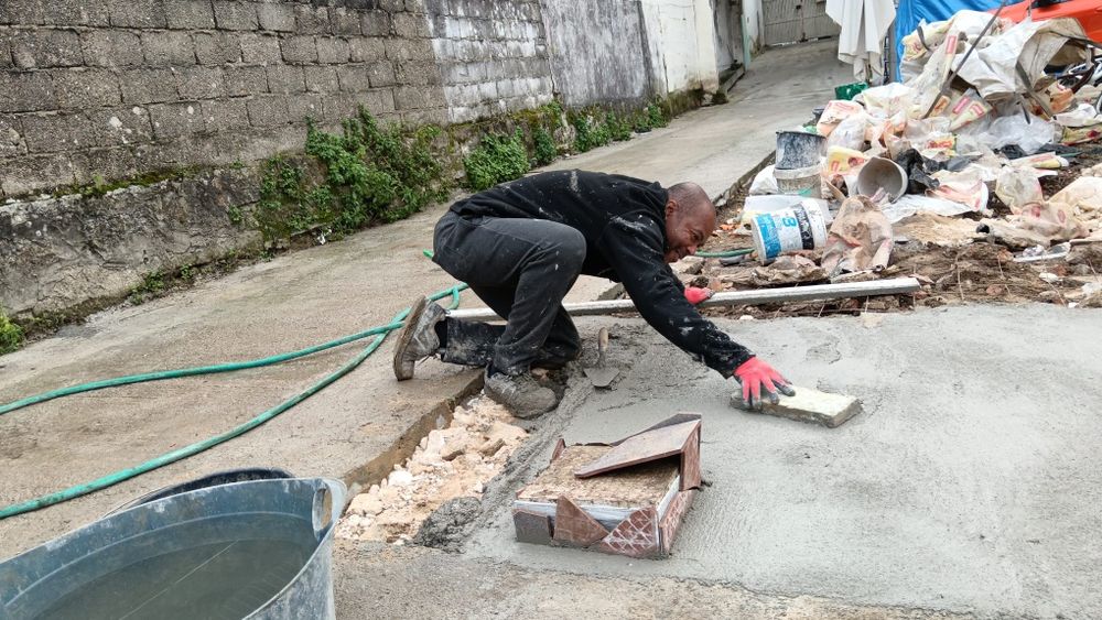 Pintor Profissional e Aplicação de Piso Flutuante – Porto e Vila Nova de Gaia