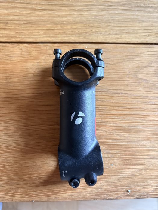 Mostek Bontrager Elite Blendr 90 mm 7° 31,8 mm Trek