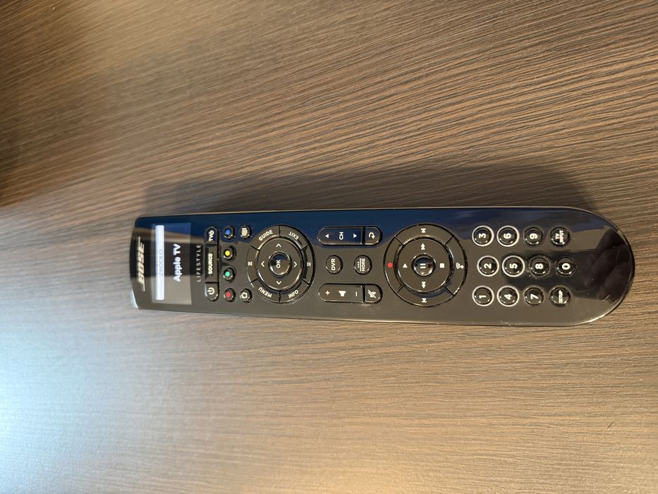 Bose Lifestyle 600 – Komplet 5.1 kina domowego I 2 Stojaki UFS-20 GRATIS
